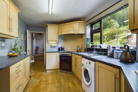 4 bedroom semi-detached house for sale, Mount Pleasant, Middletown, Welshpool