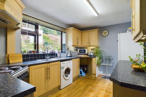 4 bedroom semi-detached house for sale, Mount Pleasant, Middletown, Welshpool