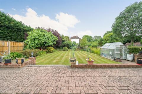 4 bedroom detached house for sale, Batchworth Lane, Northwood HA6