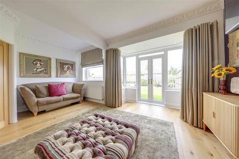 126 Booth Road, Waterfoot, Rossendale, BB4 9BP