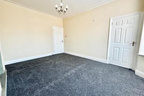 3 bedroom semi-detached house for sale, Preston Lane, Allerton Bywater, Castleford