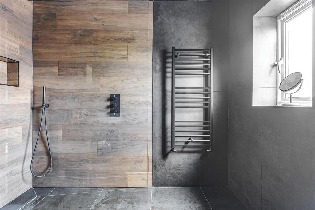 Bedroom one ensuite