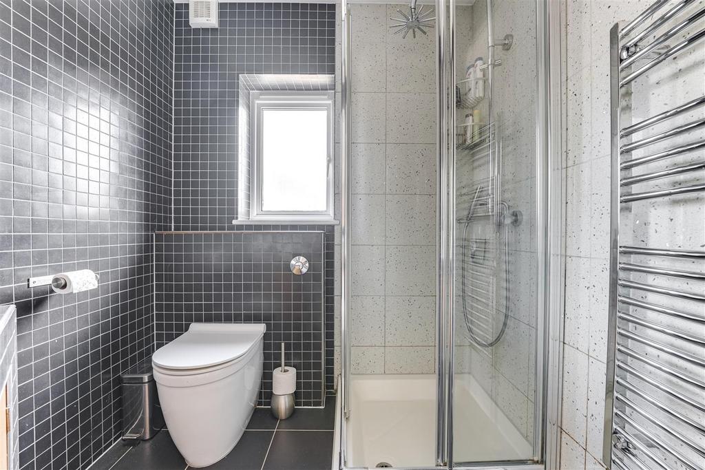 Bedroom two ensuite