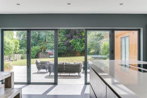 21 Carnaby Road, Broxbourne, EN10 7EG