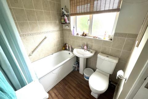 3 bedroom semi-detached house for sale, Carrick Close, Chippenham