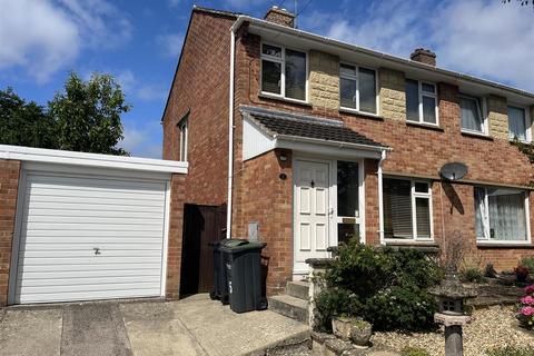 3 bedroom semi-detached house for sale, Carrick Close, Chippenham