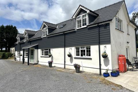 6 bedroom property with land for sale, Capel Isaac, Llandeilo