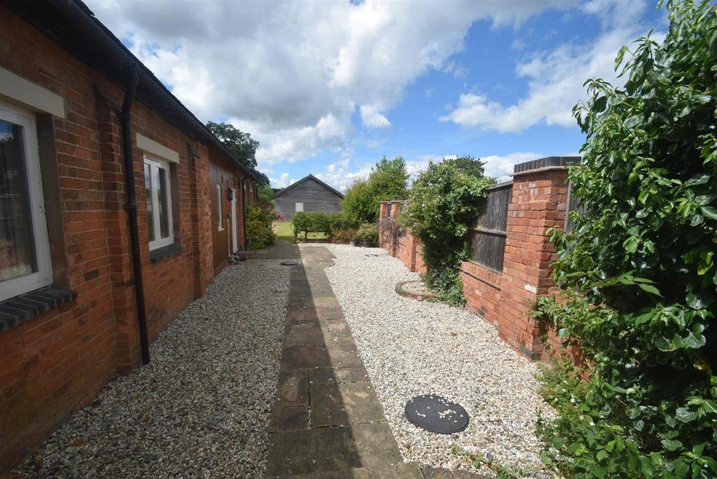 Rear Patio Reverse.JPG
