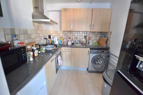 2 bedroom flat to rent, 43 Ashby Road, Loughborough LE11