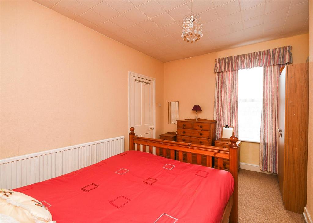 16 Mancroft Road   Bedroom 2.jpg