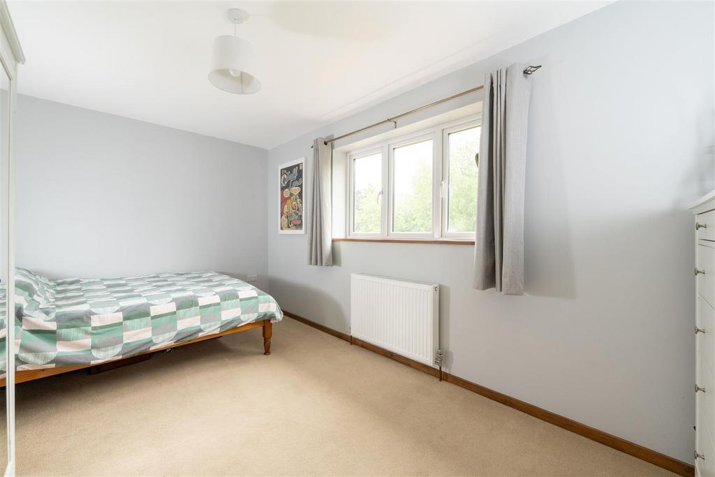 13 Cranbourne Avenue, Hitchin-25.jpg