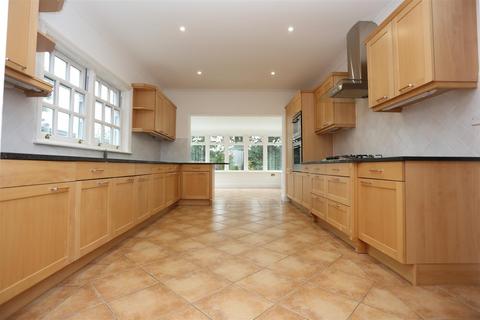 5 bedroom house to rent, Tongdean Road, Hove