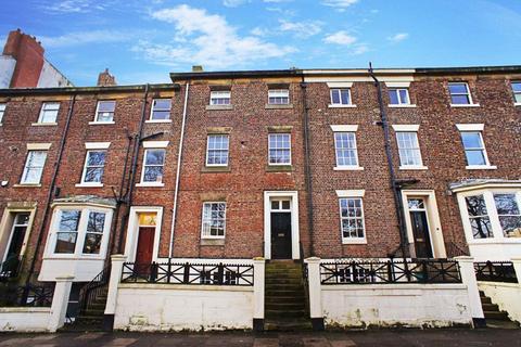 2 bedroom maisonette for sale, Huntingdon Place, Tynemouth