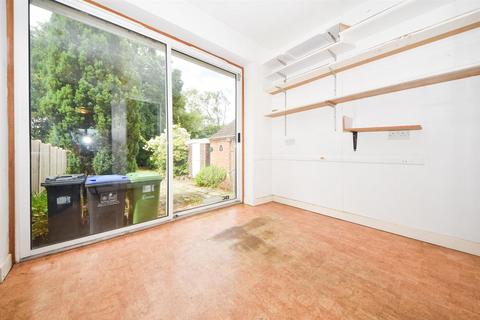 45 Elmdene Road, Kenilworth, CV8 2BW