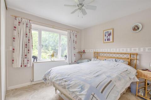 3 bedroom semi-detached house for sale, Deeds Grove, High Wycombe HP12