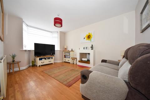 14 Gresham Avenue, Leamington Spa, CV32 7RA