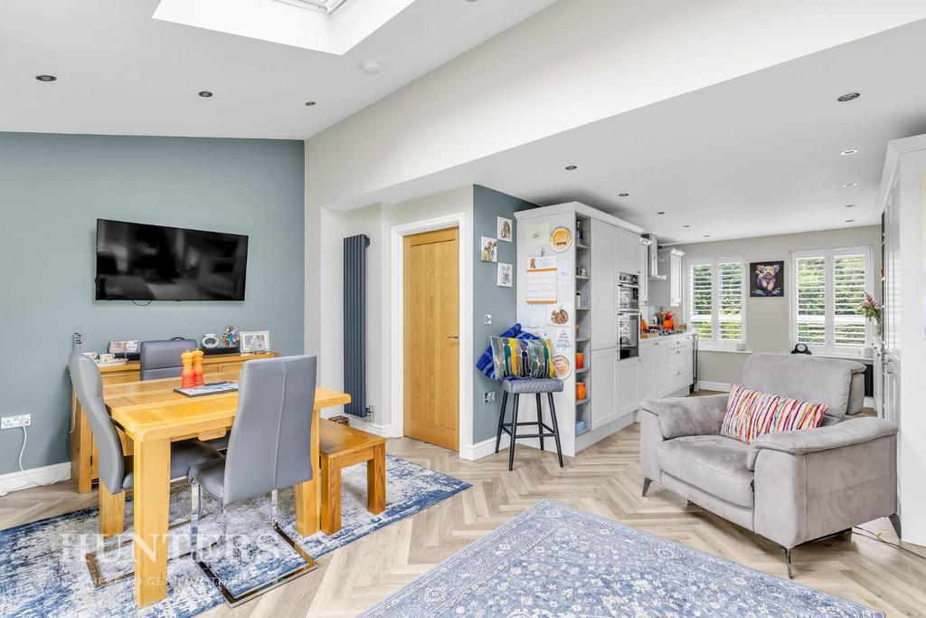 Kitchen Family Dining Room