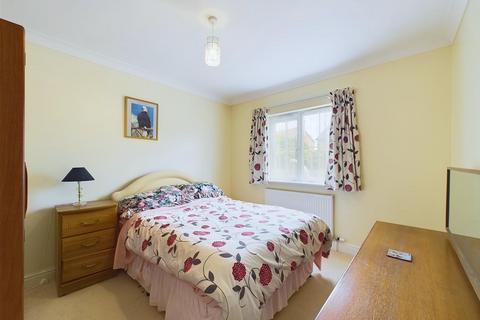5 Barrack Close, East Tuddenham, Dereham, NR20 3LU