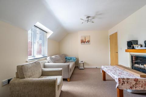 2 bedroom apartment for sale, Princess Drive, York