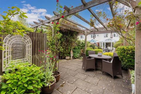 3 bedroom terraced house for sale, Waltham Road, White Waltham, Maidenhead