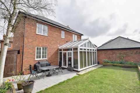 4 bedroom detached house for sale, Burgess Drive, Tenterden