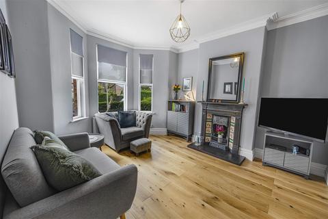 3 bedroom end of terrace house for sale, Elm Road, Altrincham WA15