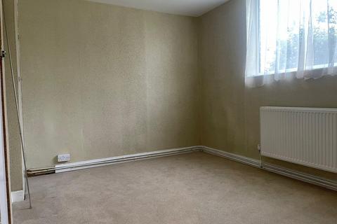 2 bedroom apartment to rent, Intalbury Avenue, Aylesbury HP19