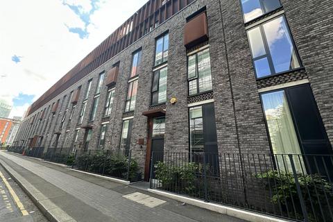 4 bedroom townhouse for sale, Roof Gardens, Ellesmere Street, Manchester