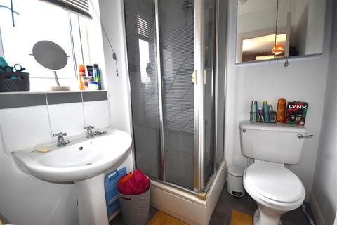 8 The Meadows, Carlton, Goole, DN14 9QZ