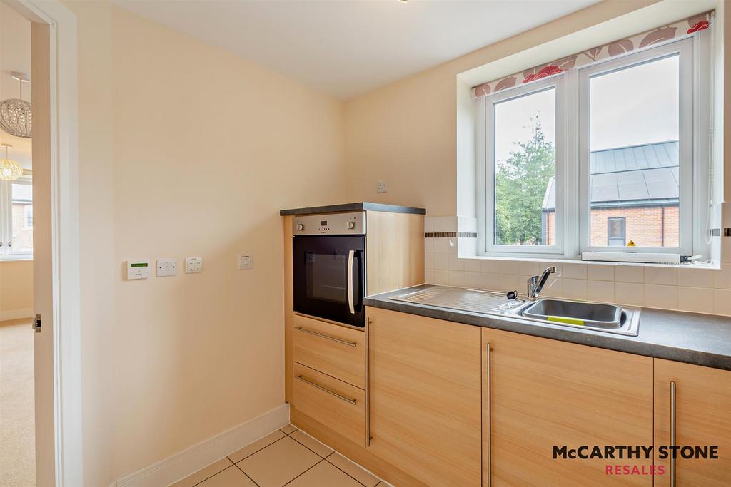 8608138-interior17-800.jpg