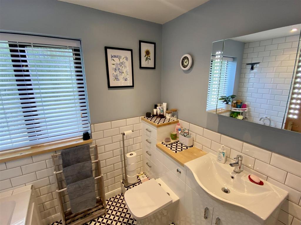 Bath1.JPG