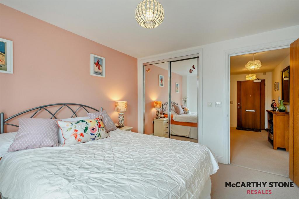 8609641-interior11-800.JPG
