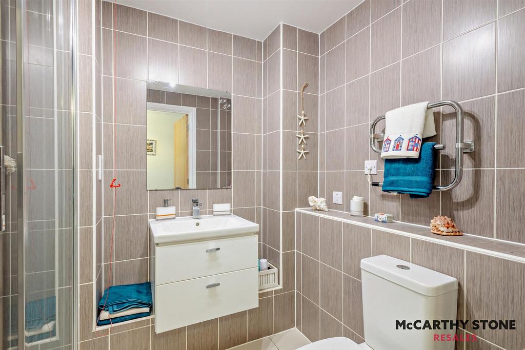8609641-interior09-800.JPG