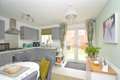 3 bedroom detached house for sale, Fox Avenue, Shrewsbury