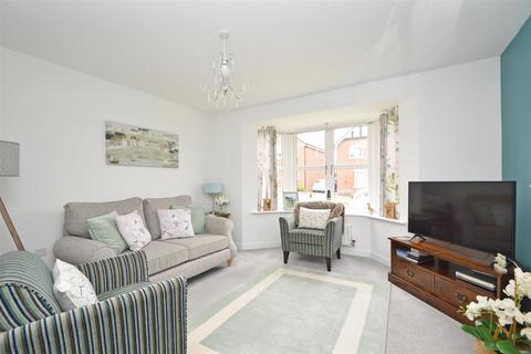 3 bedroom detached house for sale, Fox Avenue, Shrewsbury