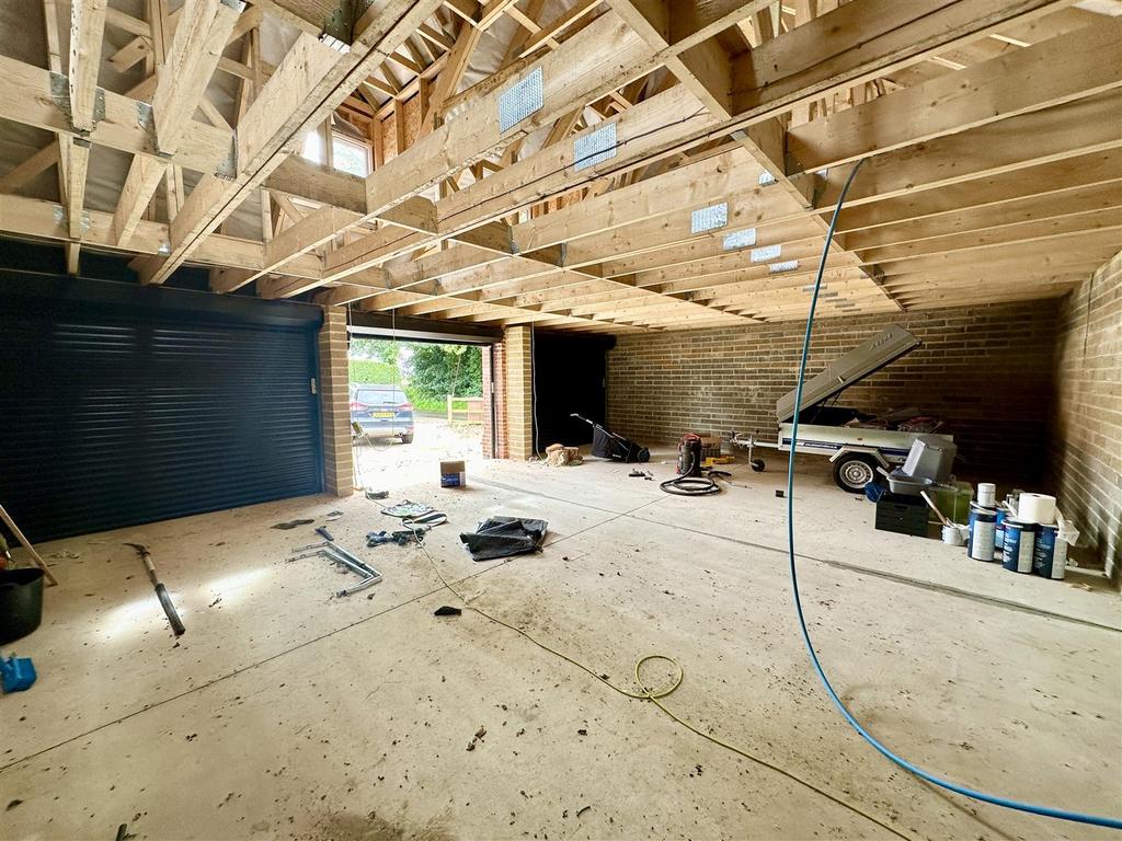 Garage block internal