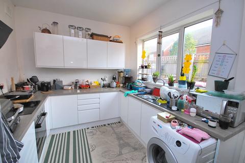 3 bedroom end of terrace house for sale, Manchester Road, Worsley, M28 3FU