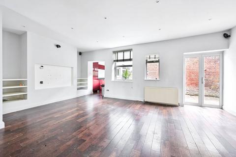 2 bedroom flat to rent, New Kings Road, Fulham, London, SW6