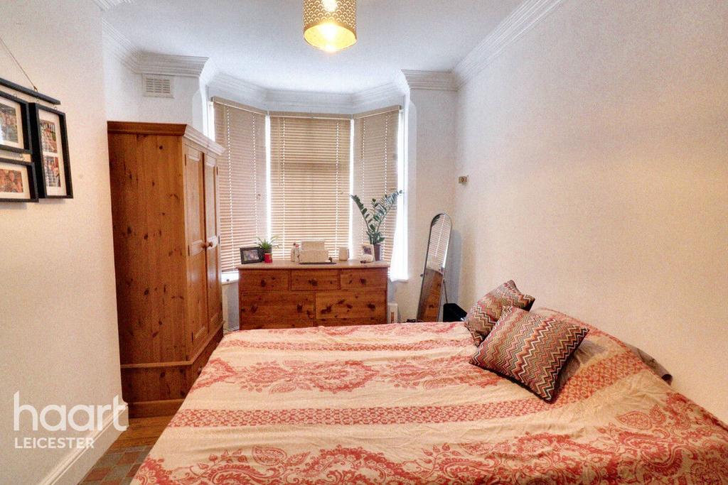 Harrow Road, Leicester 2 bed terraced house for sale £190,000