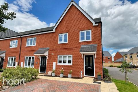 3 bedroom end of terrace house for sale, Wesley Way, Witchford
