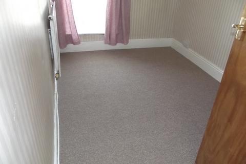 3 bedroom terraced house to rent, West Street, Trallwn, CF37 4PS