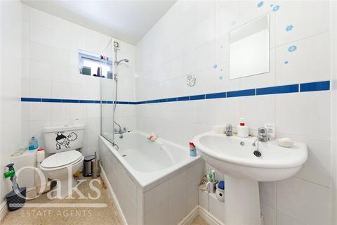 Flat 1, 16 Farnley Road, London, SE25 6PA