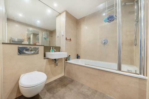 2 bedroom apartment to rent, Suez Way Saltdean BN2