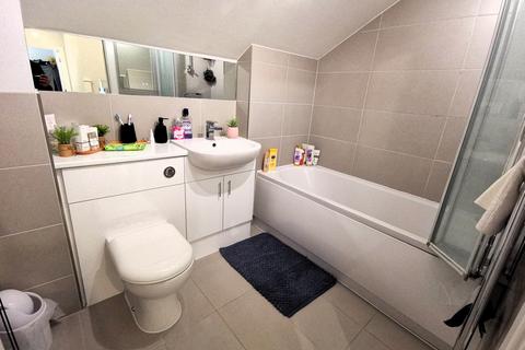 1 bedroom flat for sale, Litten Tree House, CM7