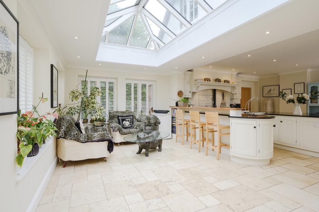 Kitchen/Breakfast/Family Room