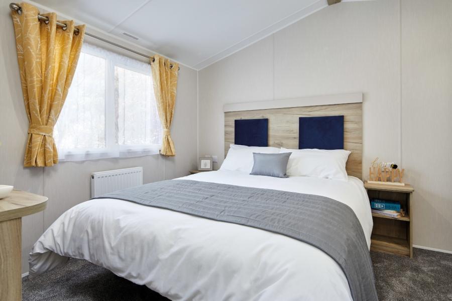 [int] 2023 Willerby Master Bedroom 2 900x600
