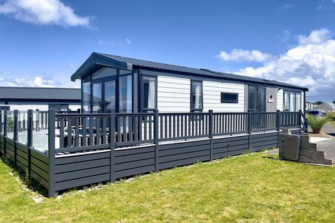 2 bedroom lodge for sale, NEWQUAY TR8