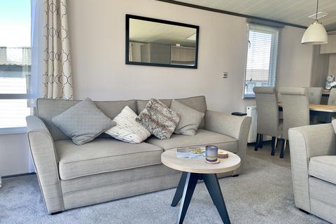 2 bedroom lodge for sale, NEWQUAY TR8