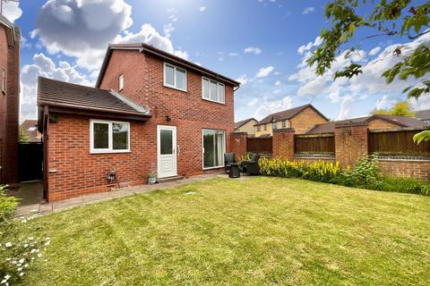 3 bedroom detached house for sale, Shardlow Close, Stone, ST15