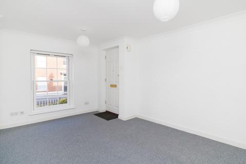 1 bedroom ground floor flat for sale, Station Road West